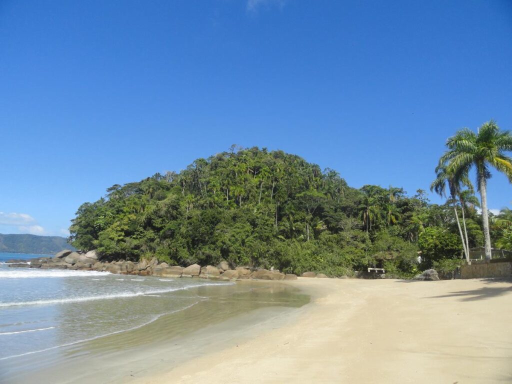 praia do lazaro